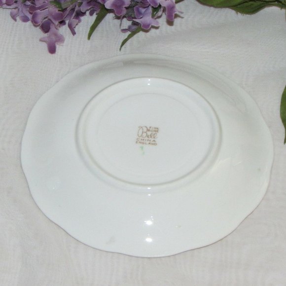 BELL English Bone China Saucer Pretty Hand Painted Flowers England no teacup - Picture 2 of 3